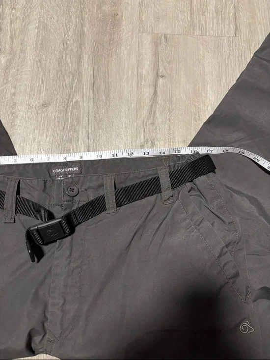 Craghoppers Men's Dark Gray Cargo Pants with Belt - Picture 3 of 3